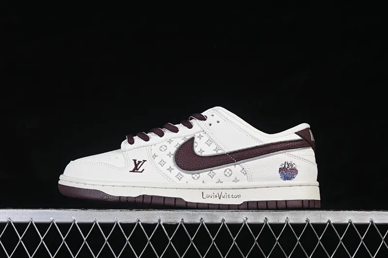 All categories Nk SB Dunk Series Nk SB Dunk Low High-end customized low-top sneakers Nike SB Dunk Low LV co-branded white wine red high-end customized low-top casual sneakers YF9511-917